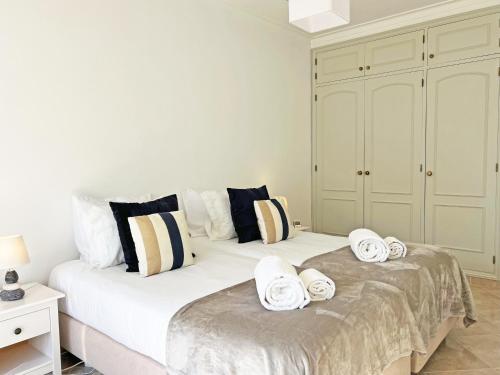 Chez Elena Tavira city & sea view By Junto ao Mar - image 5