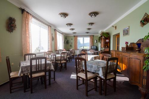 Penzion Čertův kámen (Penzion Certuv kamen) in สเกิร์ดโลวิเซ