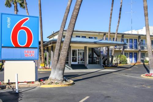 Motel 6 San Diego, CA - Airport - Harbor - 출입구