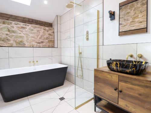 A szálláshely kívülről, Threshers Barn in Weston Rhyn