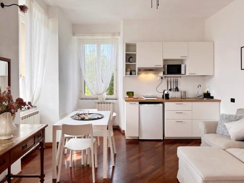 Seadmed, La casa di Martina a San Pè (La casa di Martina a San Pe) in Castiglione Chiavarese