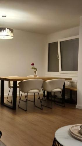 Short Time Stay Short Time Stay