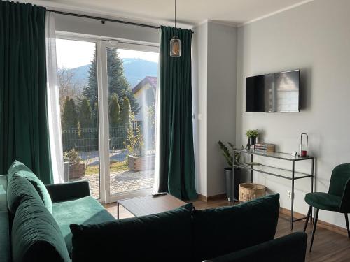 Z Widokiem Apartamenty - apartamenty z widokiem na góry i zewnętrzną balią, Szklarska Poręba (foto 5)