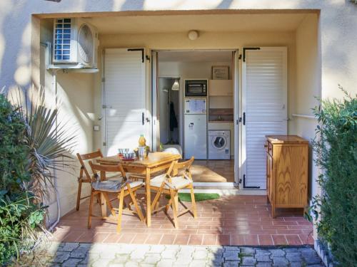 Apartment Pinede Mer et Soleil by Interhome near Pizza du Fournas