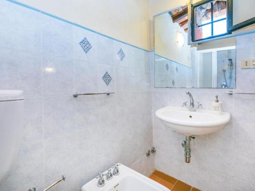 Apartment Laura by Interhome