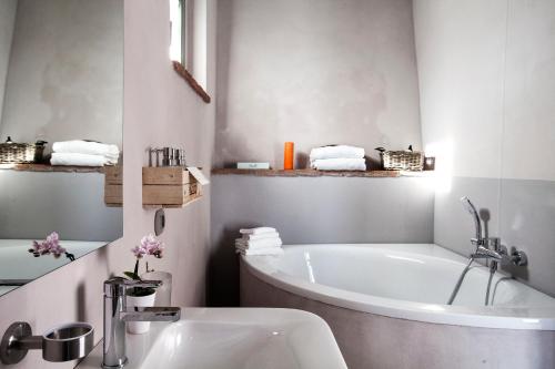 חדר אמבטיה, Salcheto WineHouse in מונטפולסיאנו