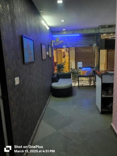 Facilities, Hotel DownTown Palace in Dwarka