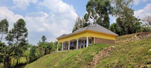 Kamengo Cottages in Fort Portal