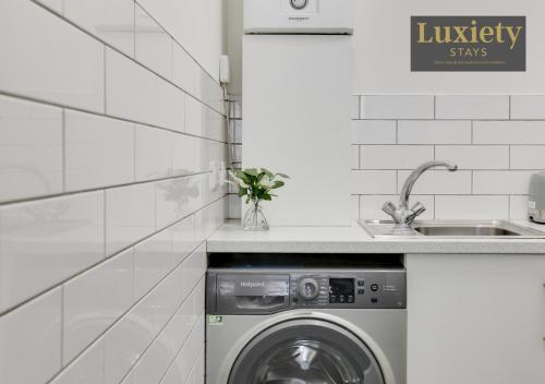 Studio Flat - City Centre Near High Steet - Excellent Location! in Southend-on-Sea