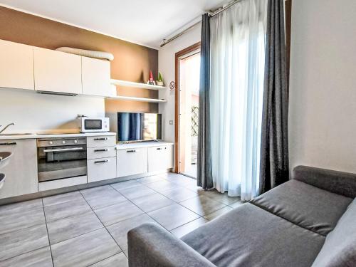 Apartment Endine Pool Apartment by Interhome in Spinone Al Lago