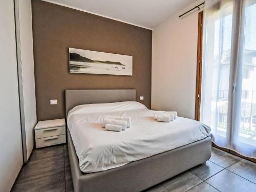 Apartment Endine Pool Apartment by Interhome in Spinone Al Lago