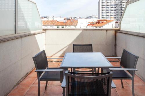 Suites Viena Plaza de España - image 12