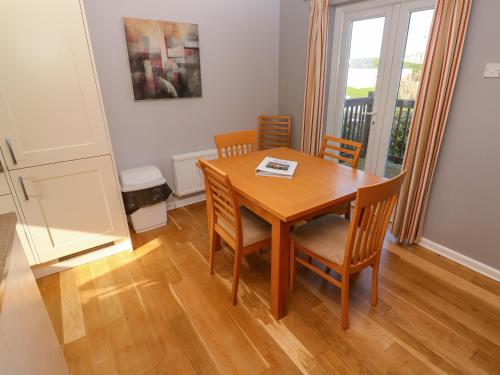 Beachcombers Newquay - image 13