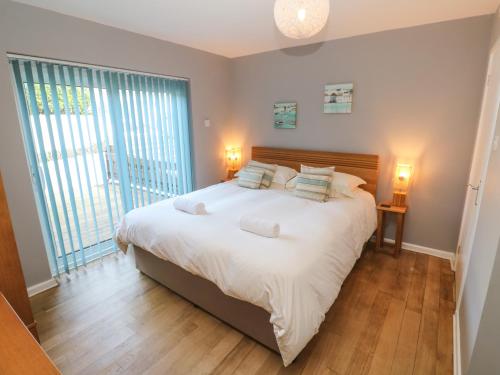 Beachcombers Newquay - image 9