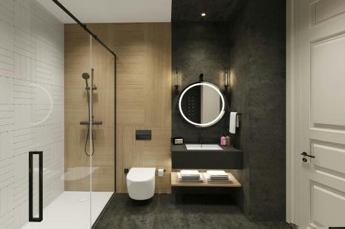 Moxy Queen Room with City View image 1