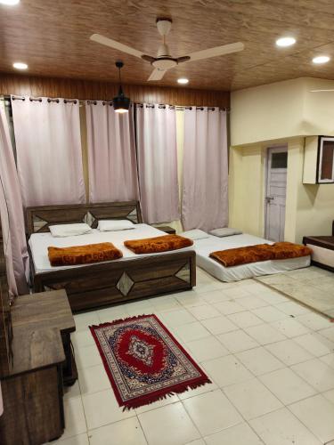 YoBro'sHouse in Salgaon