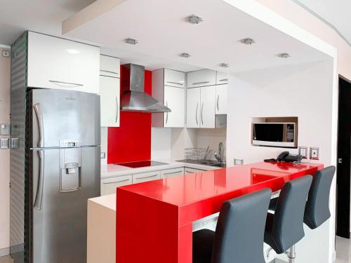 Two-Bedroom Apartment with River View image 8