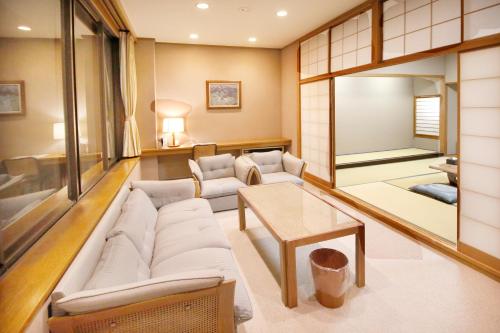 箱根琥珀温泉ホテル