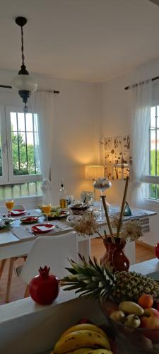 Chalet Trolio bed & breakfast in Alhendin