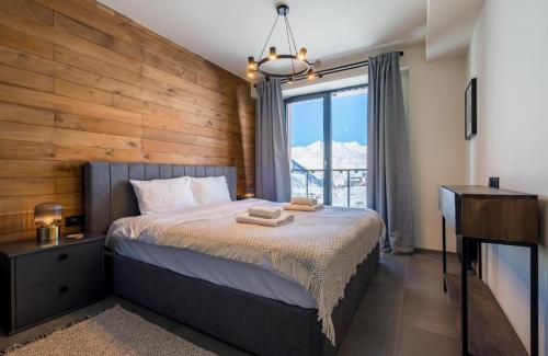 Two-Bedroom Deluxe Apartment