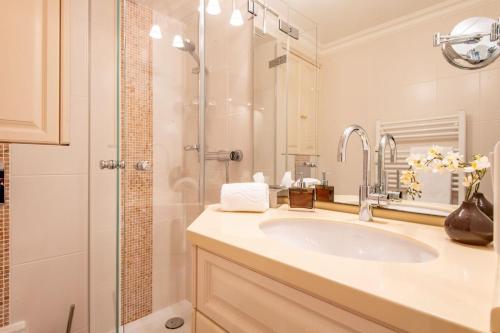 Apartment image 7