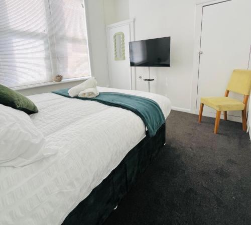 Superior Queen Room image 6