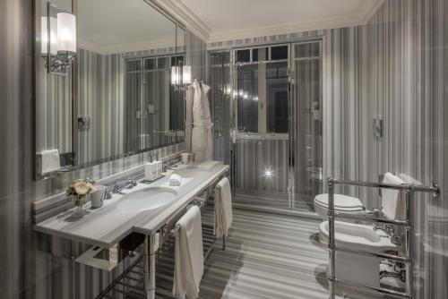 One-Bedroom Apartment with River View image 10