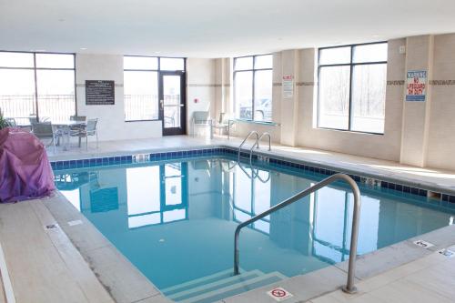 Hampton Inn & Suites Big Rapids, Mi Hampton Inn & Suites Big Rapids, Mi