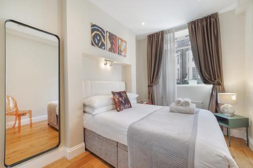 HR2 - Charming 1-Bed near Holland Park - by Short Stories London, London (photo 3)