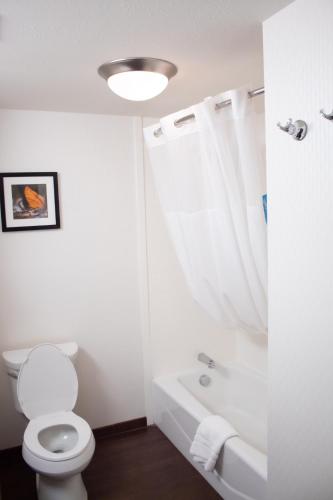 Hampton Inn & Suites Big Rapids, Mi Hampton Inn & Suites Big Rapids, Mi