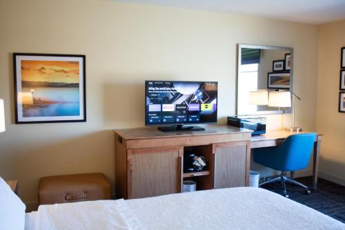 Hampton Inn & Suites Big Rapids Mi - image 13
