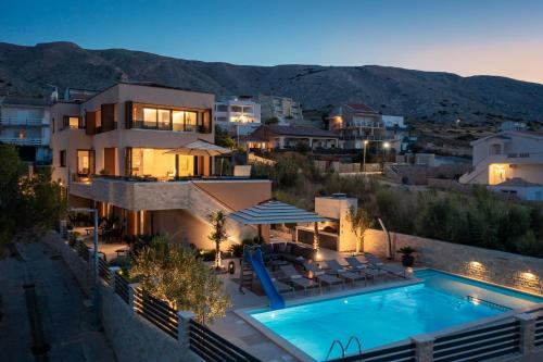 Villa Emma on Island Pag for 14 persons with sea view, wellness & pool heating - Location, gîte - Pag