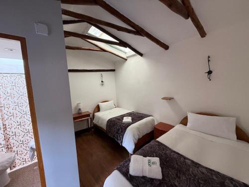 Parwa Guest House - Tap to explore photos