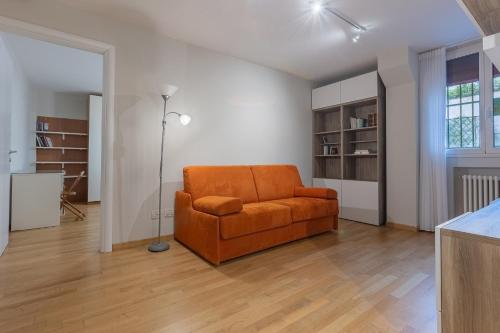One-Bedroom Apartment image 6