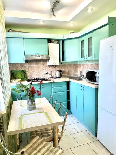 Faciliteter, Apartments in the city centre with a coffee machine, near a park in Rovno