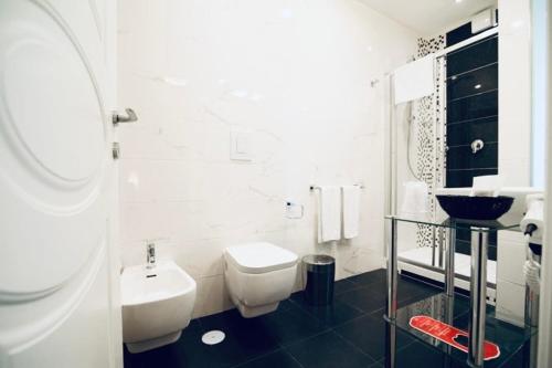 Les Suites Bari BED AND BREAKFAST – Bari, LA