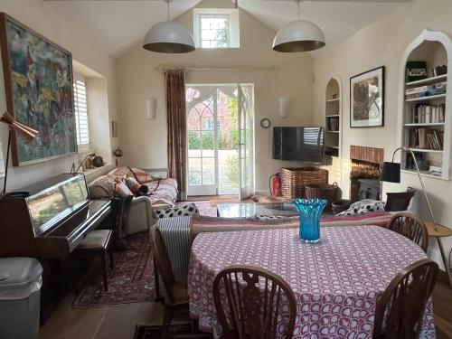 Instalaciones, Charming Old Schoolroom in Daventry