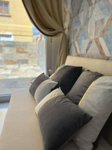 URBAN Estudio elegante con terraza 4