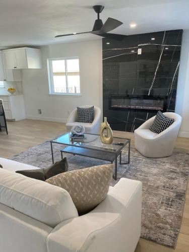 Luxury Home with 3 bedrooms in Dallas