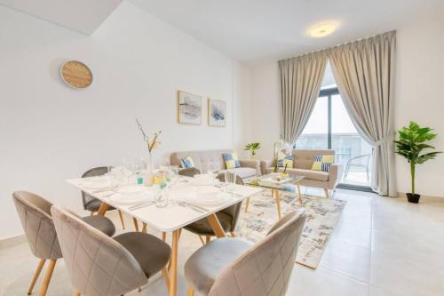 Serene 2 Bedrooms Apartment - image 5