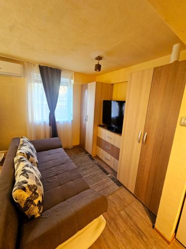 Cazare Apartamente IRIS