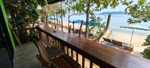 Yuyu golden beach hotel near Long Beach