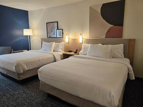 Photo - Spark by Hilton Chattanooga Downtown