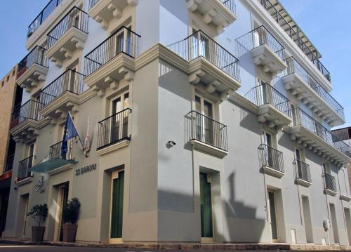 Exterior view, Hotel 33 Baroni in Gallipoli