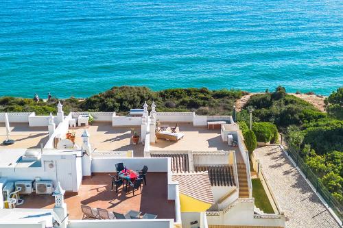 Casa Bobo in เบนากิล