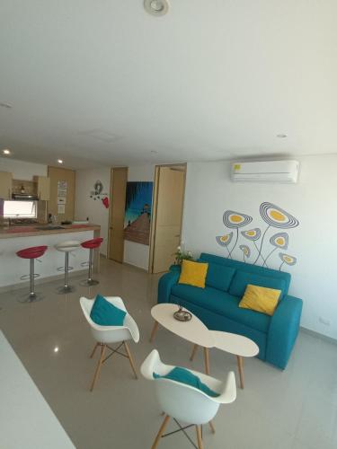 Spectacular Beach Club Apartment