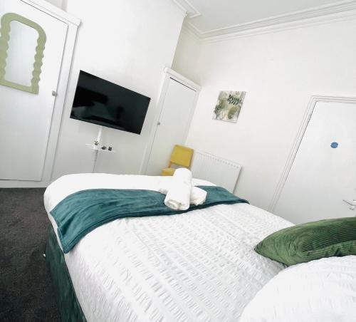 Superior Queen Room image 3