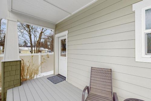 6th Street Retreat - image 16