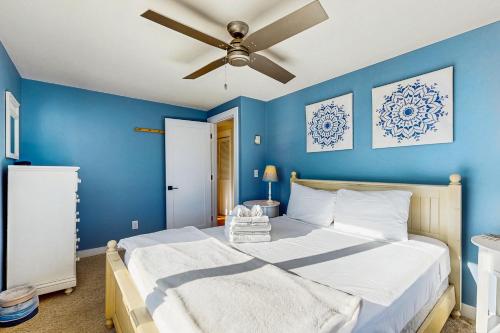 A Chatham Pearl on Oyster River A Chatham Pearl on Oyster River