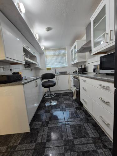 Three bedroom house with a garden in Redhill West